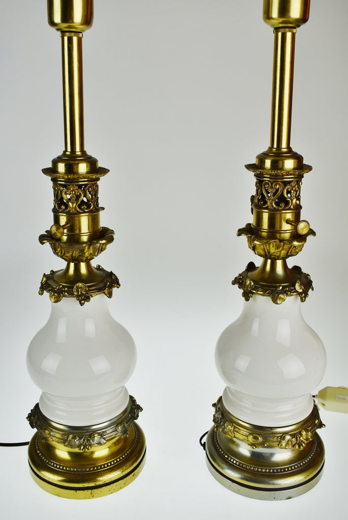 Vintage Stiffel Porcelain and Brass Table Lamps - A Pair – Birchard Hayes &  Company, Inc